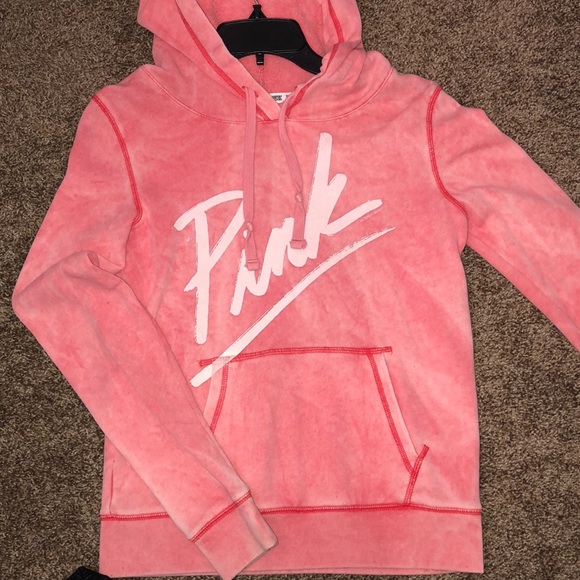 Victoria’s Secret Pink pullover - Picture 1 of 2